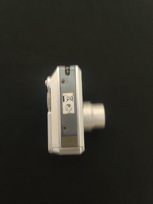 Sony Cyber-shot DSC-S730 Silver  Уцінка!!!Вінтажна Мильниця фотоапарат фотокамера