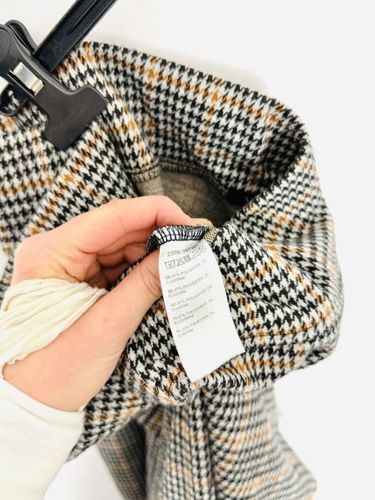 Legginsy kryjące w drobną kratkę 4XL 48