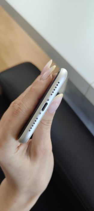 Iphone 11 128gb.