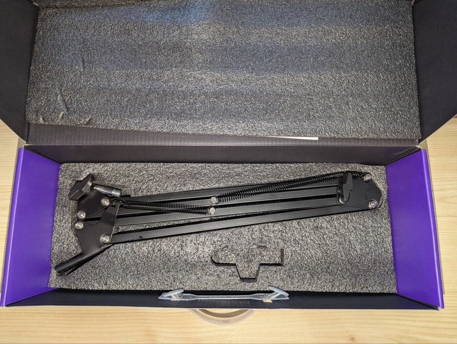 Мікрофон Fifine Q6T та aula f75