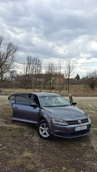 Машина обслужена  нова ризина  .  Всі питання по  телефону