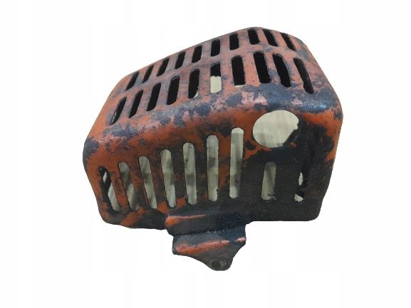 Kubota D420 Osłona Obudowa Pokrywa Korpus