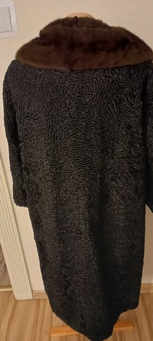 Płaszcz z Karakuł