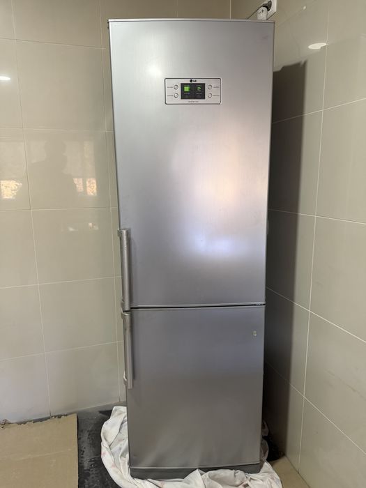 Frigirifico LG bom estado 1.80 m altura