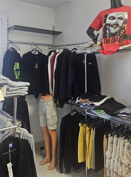 Nowa odzież damska I męska