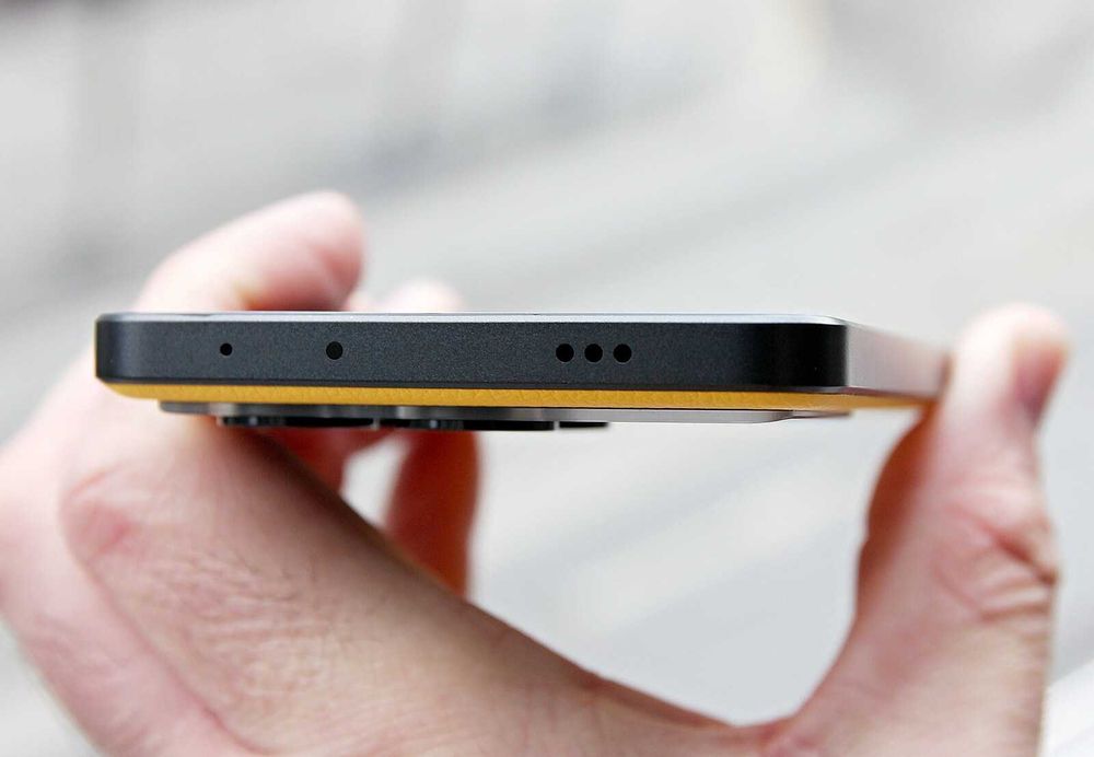 Xiaomi POCO X6 Pro 5G (256GB / 8GB RAM) Amarelo