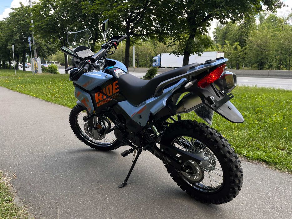 Мотоцикл SPARK SP250E-8