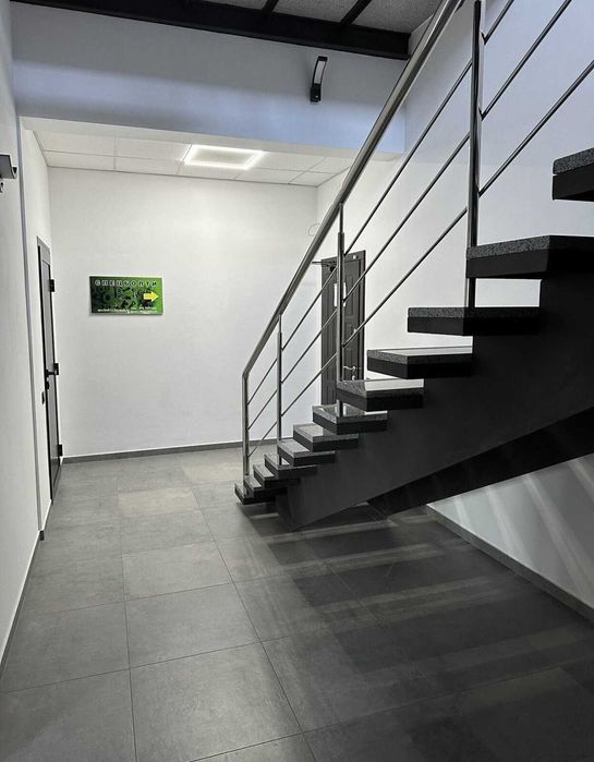 Здається комерційне приміщення, площею 115 кв.м.