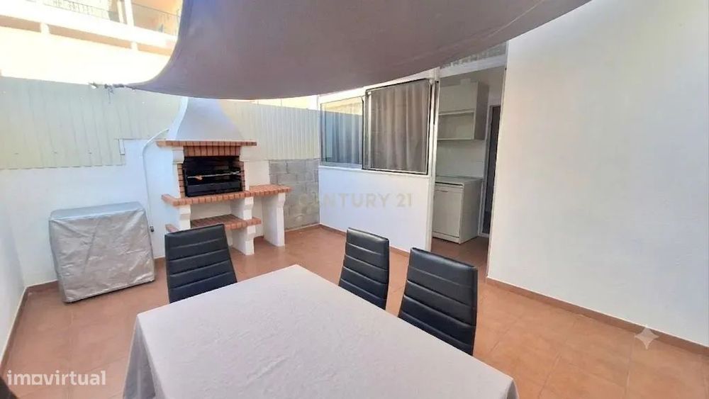 Apartamento T1+1 na guia , Albufeira