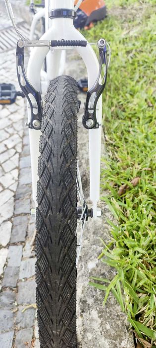 BTWIN Original 100 Jr. 20", muito bem estimada, poucos sinais de uso