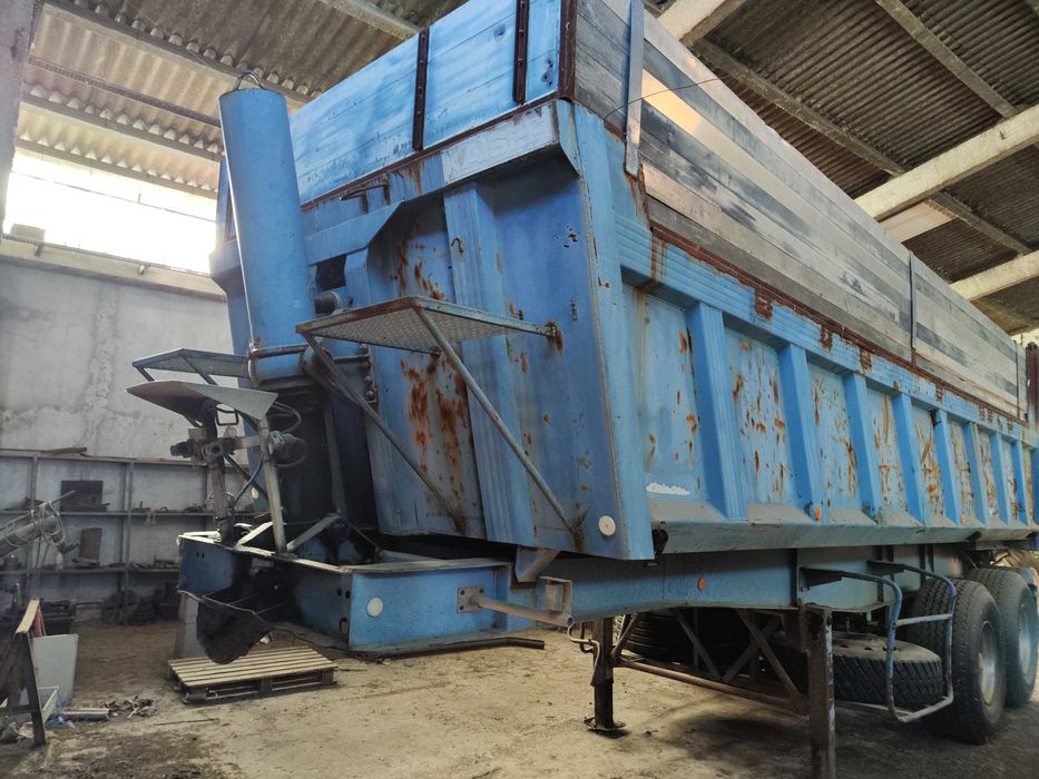 Volvo FH460 c/ reboque Robuste Kaiser