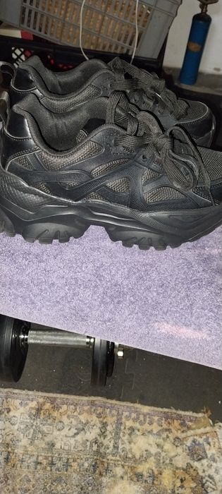 Tennis completamente novos n.41