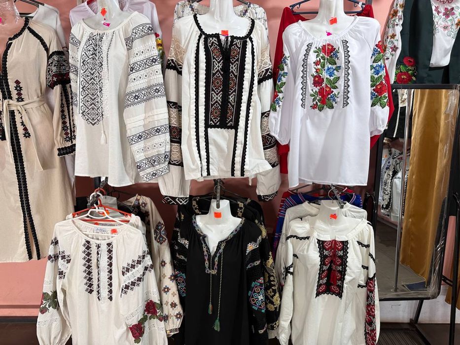 Жіночі вишиванки