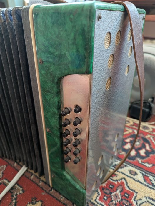 Гармонь марічка / гармошка маричка 3 / антиквариат / СССР