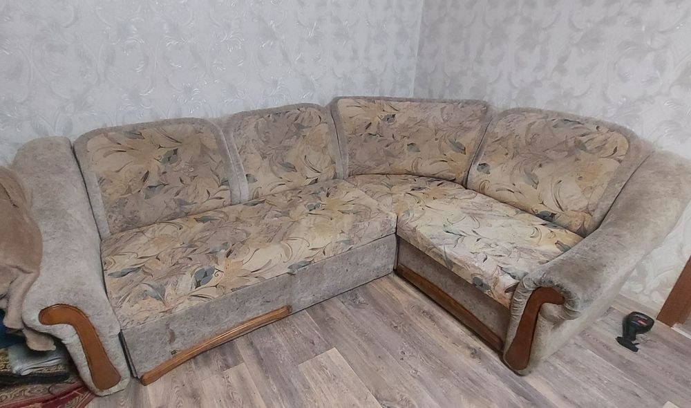 Продам угловой диван