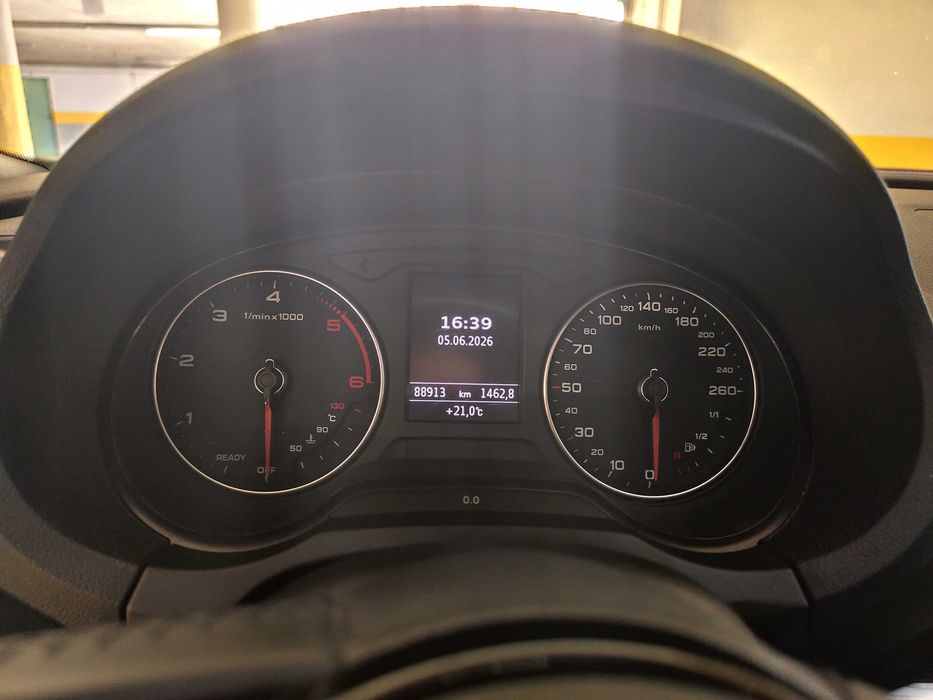 Audi A3 Sportback s line (só 88mil km)
