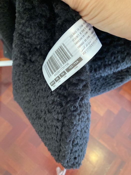 Casaco comprido de inverno preto