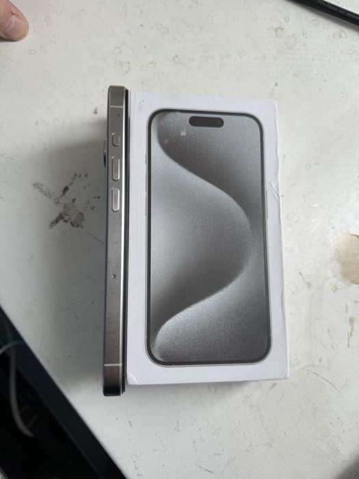 Apple iphone 15 Pro 256Gb White Titanium Физ Сим