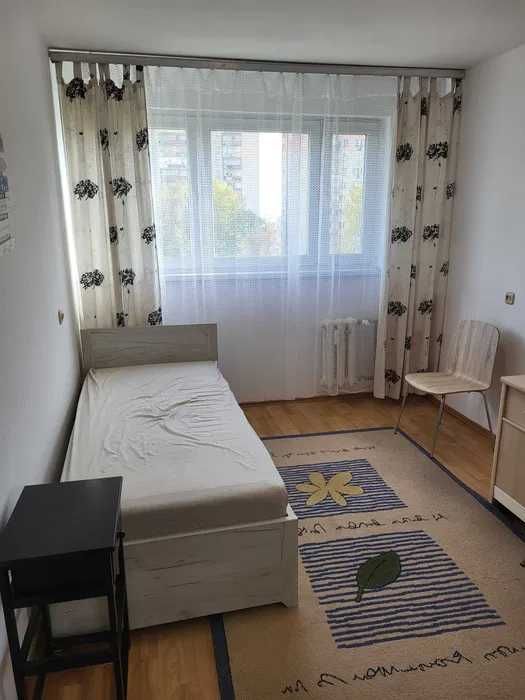 3 rozkładowe pokoje, ciepłe, ciche, parking, blisko centrum