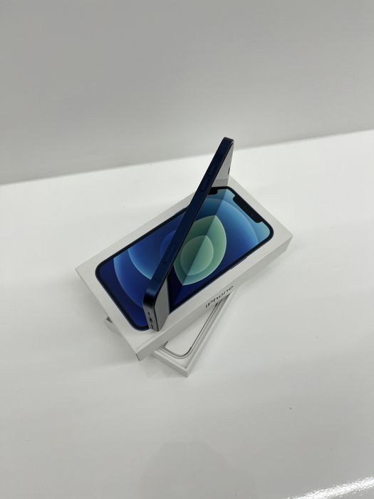 iPhone 12 como novo