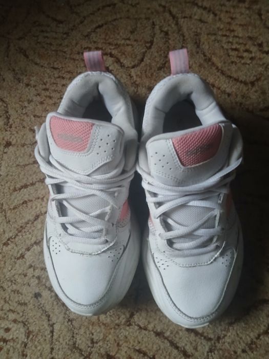 Buty sportowe adidas