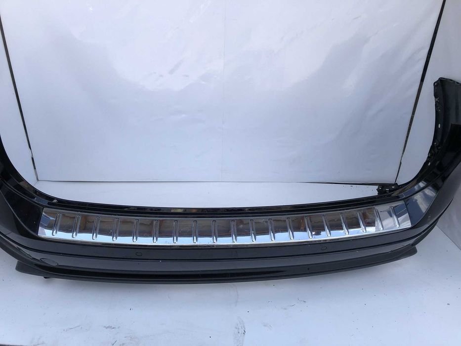 Бампер задній Volkswagen 7P 7P6807421 Фольцваген Туарег НФ Таурег Touareg  NF  2T / C9X  Чорний перламутр Бампер задний задній бампер