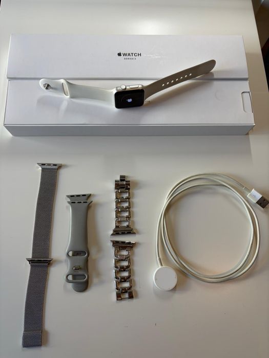 Apple watch series 3 - 38mm
