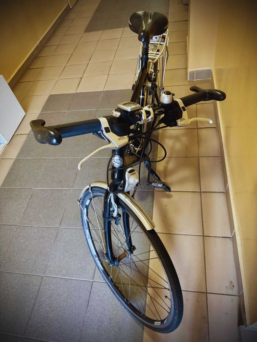 Jan Janssen 28” rower trekkingowy, Shimano Nexave, wyposażony