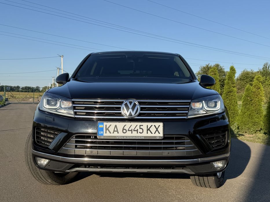 Продам VW Touareg FL 2015р