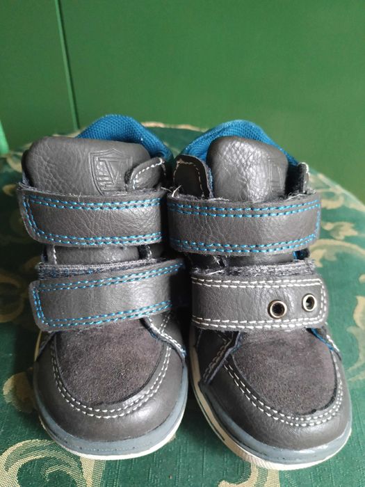 МАйже нові  черевички