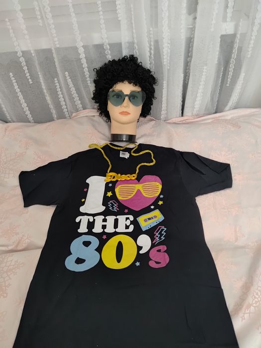 Strój przebranie lata 80-te peruka t-shirt okulary złoty wisior roz M