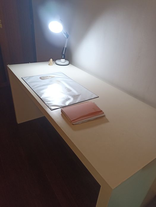 Secretária Branca usada