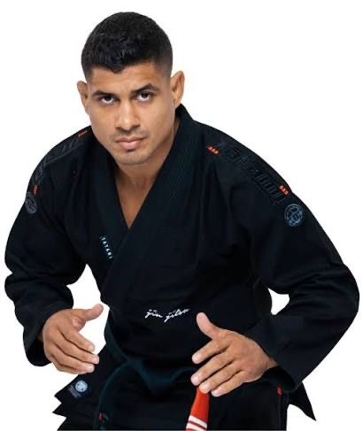 Tatami Elements Superlite Gi Black  Бренд Tatami Fightwear  Модель Elements Superlite Gi  Колір Black  Розмір A2  SKU 22 GI 017