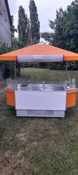 Mobilny wózek gastronomiczny