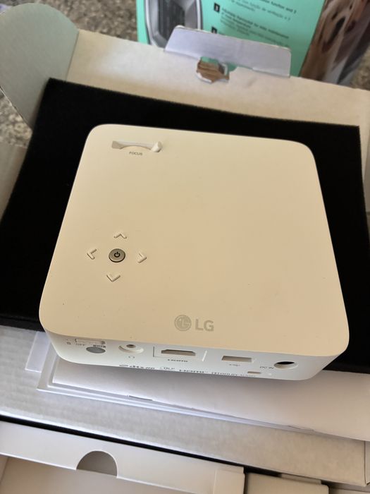 Projetor LG - Cine Beam