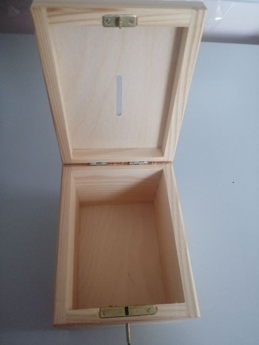 Skarbonka z kluczykiem