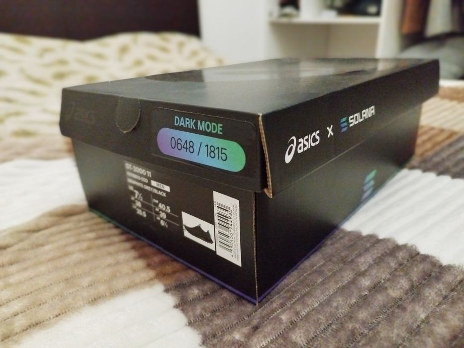 Sapatilhas Asics edição limitada "Solana"