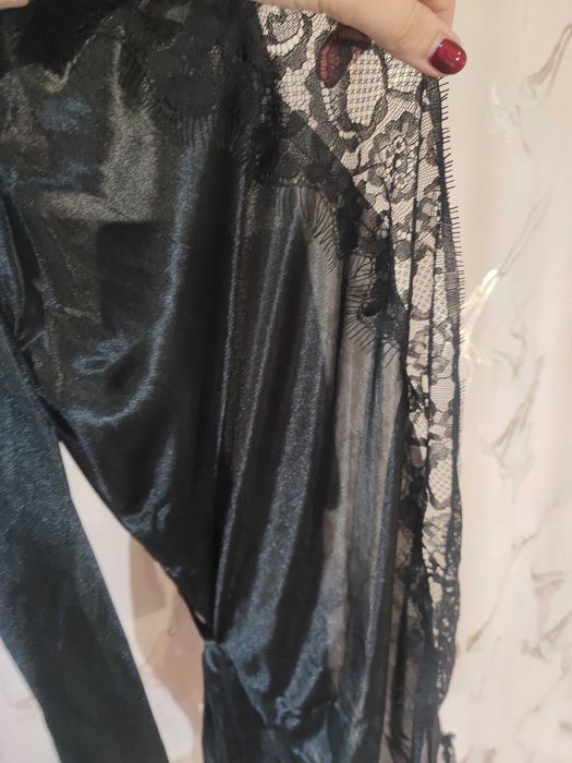 Czarny szlafroczek plus stringi uni