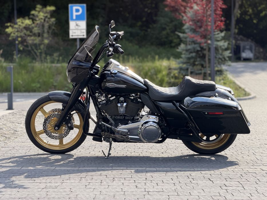 Harley-davidson road king