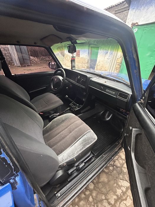 Продам ваз 2107 возможен обмен