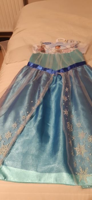 Sukienka, kostium Elsa 4-6 lat plus dodatk rezerwacja i