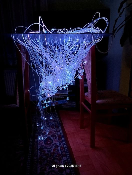Sprzedam lampę wisząca