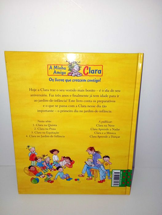 Clara no Jardim-de-Infância