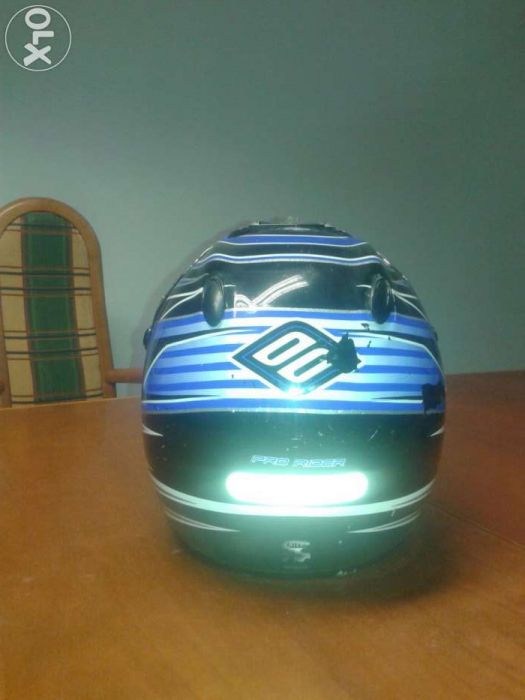 Capacete shot tamanho 58