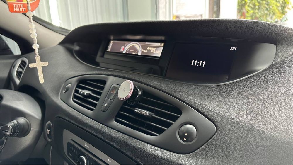 Grand Scenic 2014р. – 7 місць, економний та комфортний