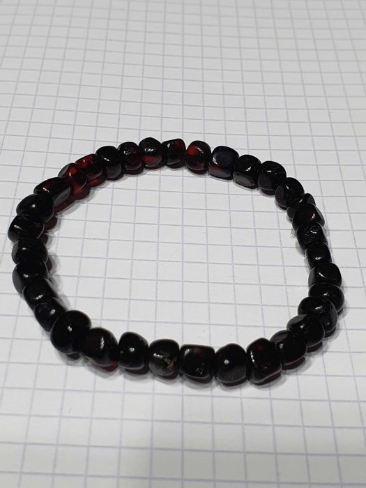 bransoletka z bursztynu, ciemna wiśnia 18 cm