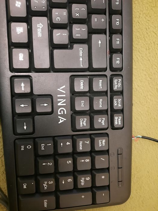 Продам  клавиатура  и мышь VINGA