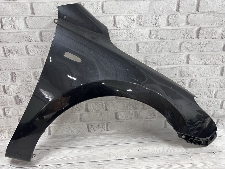 Оригінальне крило Ліве / Праве Hyundai i30