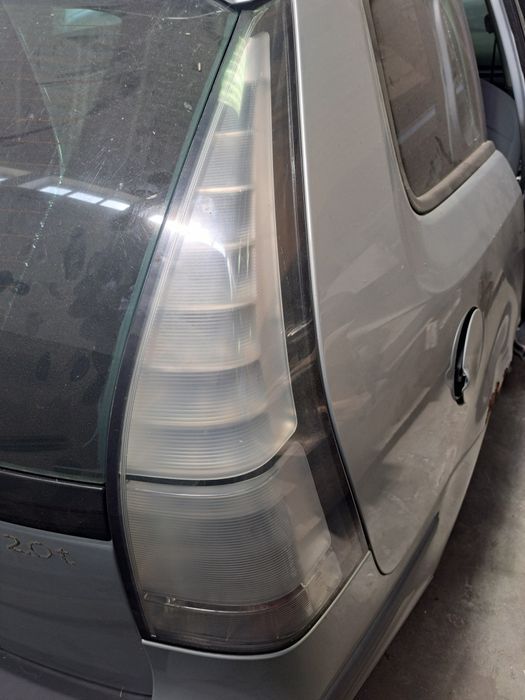 Saab 93 sw carrinha Anos 2002/2003/2004/2005/2006/2007/2008  Peças