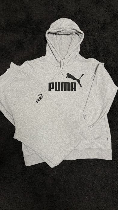 Спортивний костюм жіночий PUMA Essentials